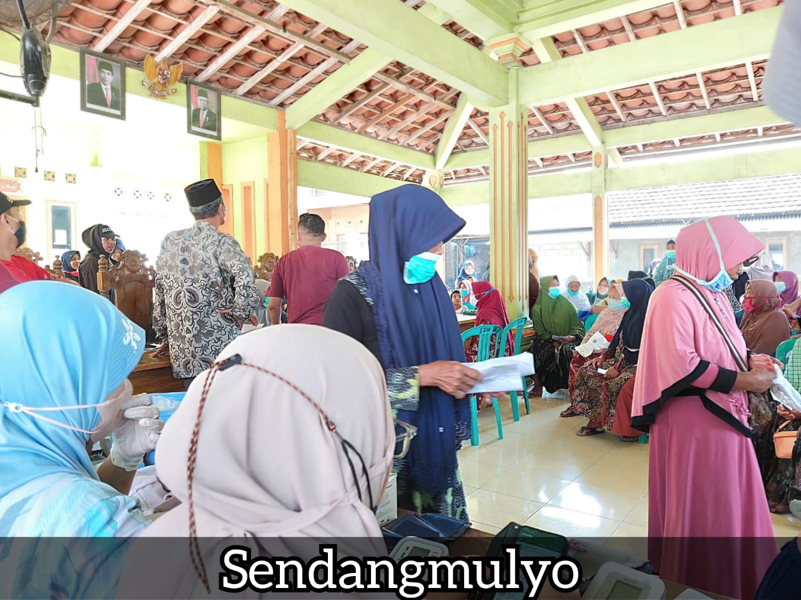 Kegiatan Penyaluran BPNT dan Migor serta pelaksanaan vaksinasi di 3 Desa (Labuhan Kidul, Manggar dan Sendangmulyo)